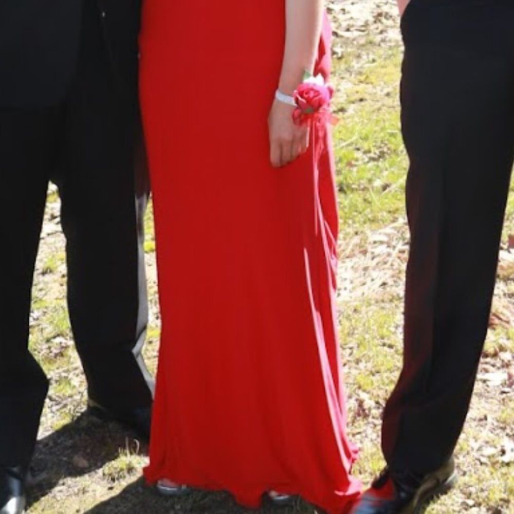 Prom dress - Picture 5 of 6